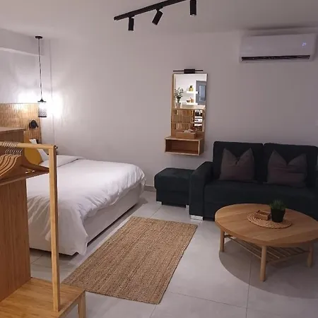 Terrazza Suites Paphos Exterior photo